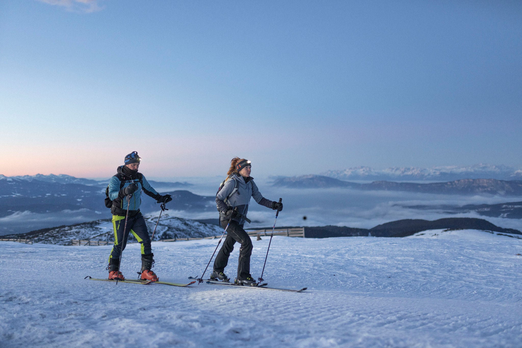 Mit Skiern unterwegs am Rittner Horn