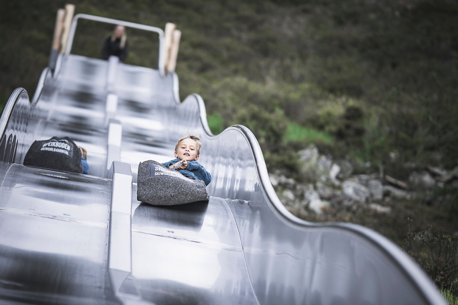Kind im Waldrutschenpark Speikboden im Ahrntal