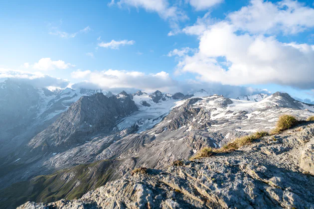 Vista panoramica delle vette del Parco Nazionale dello Stelvio