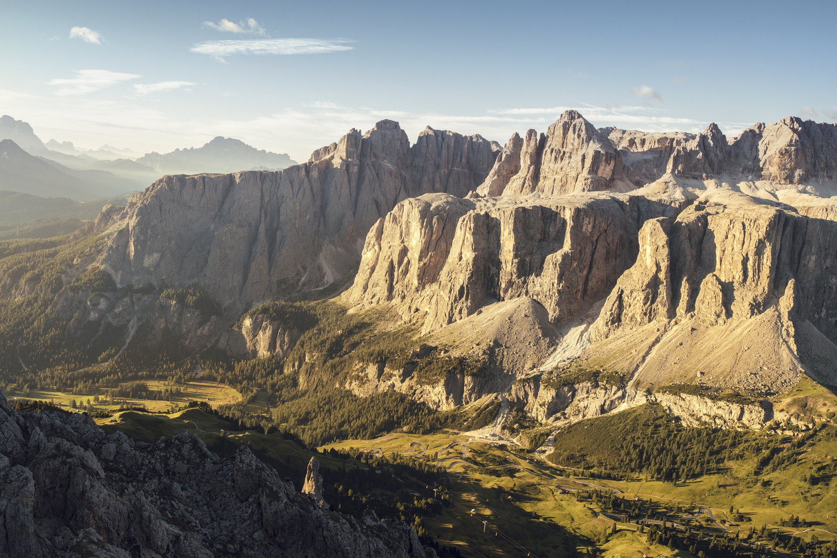 Blick aufs Grödner und Sellajoch