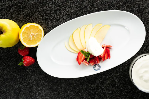 Yoghurt & lemon mousse with strawberries and apples