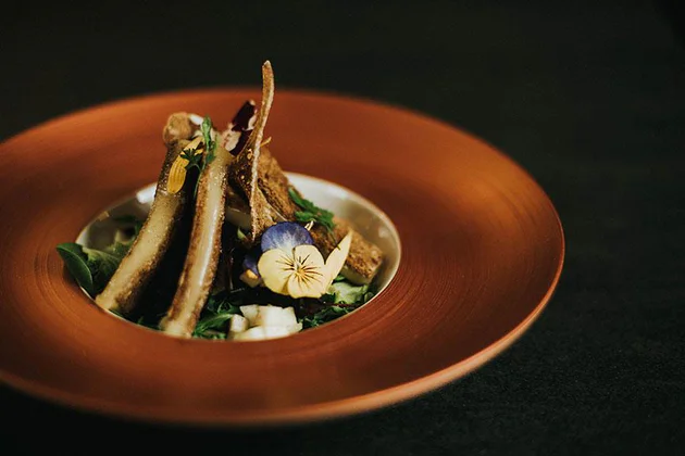 Stilfser-kaas BOB in boerenbrood met kruidensalade