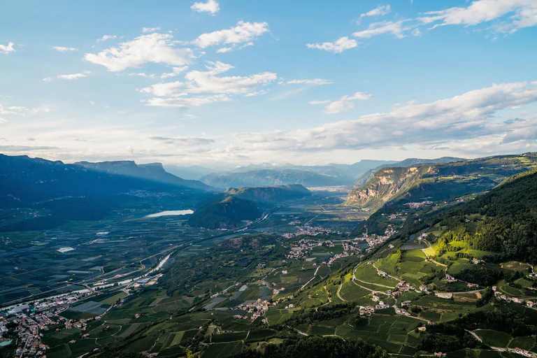 Ora, Montagna, Egna e Salorno