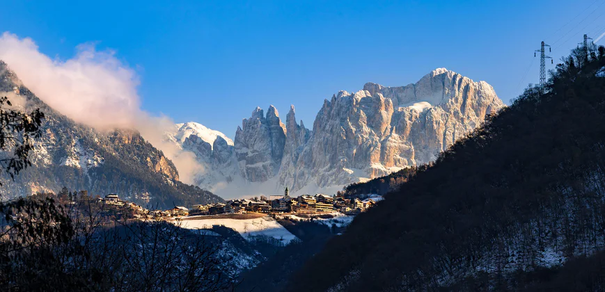 Vista sul paese di Collepietra
