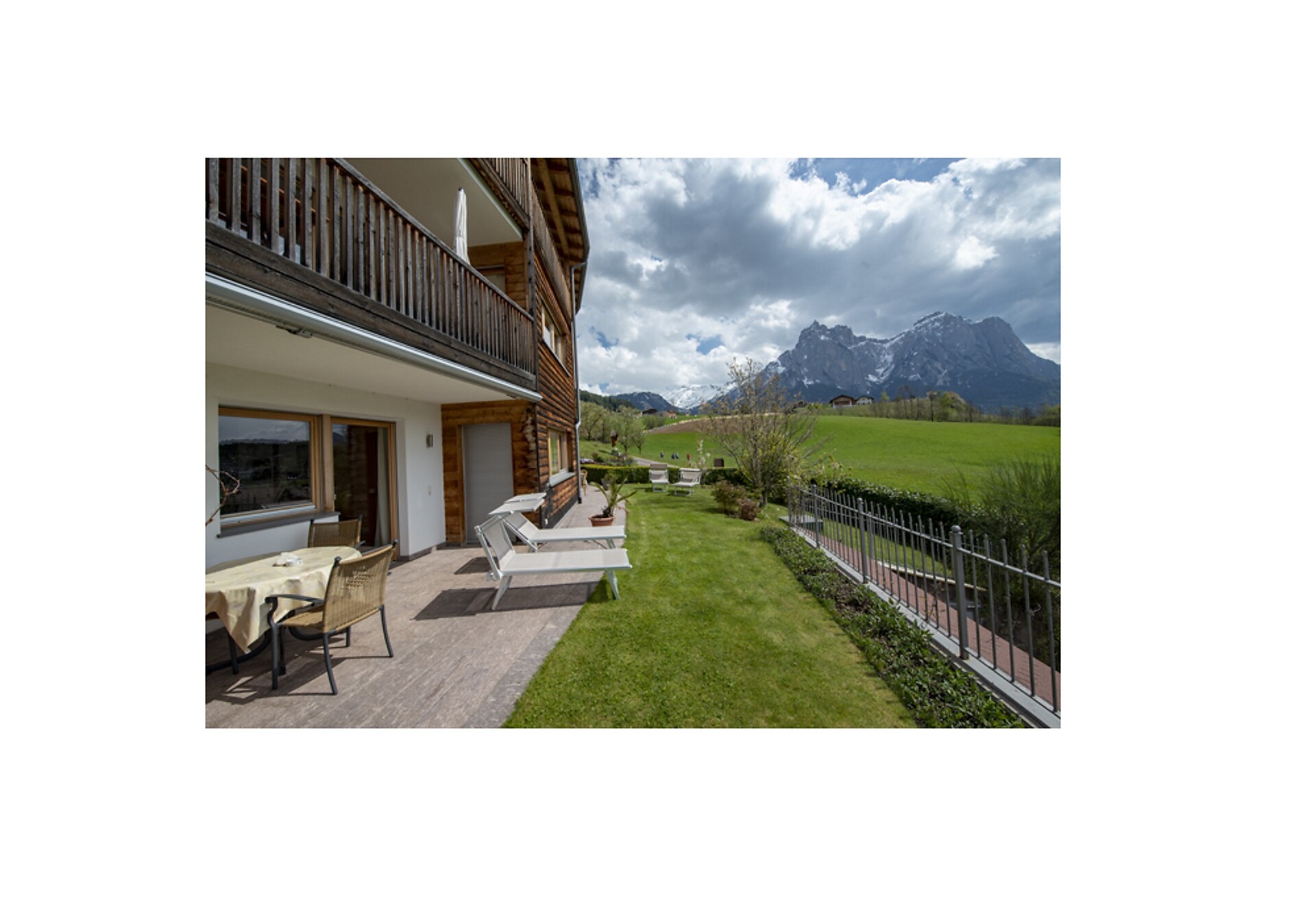 Apartments Sun – Kastelruth, Terrasse Typ C