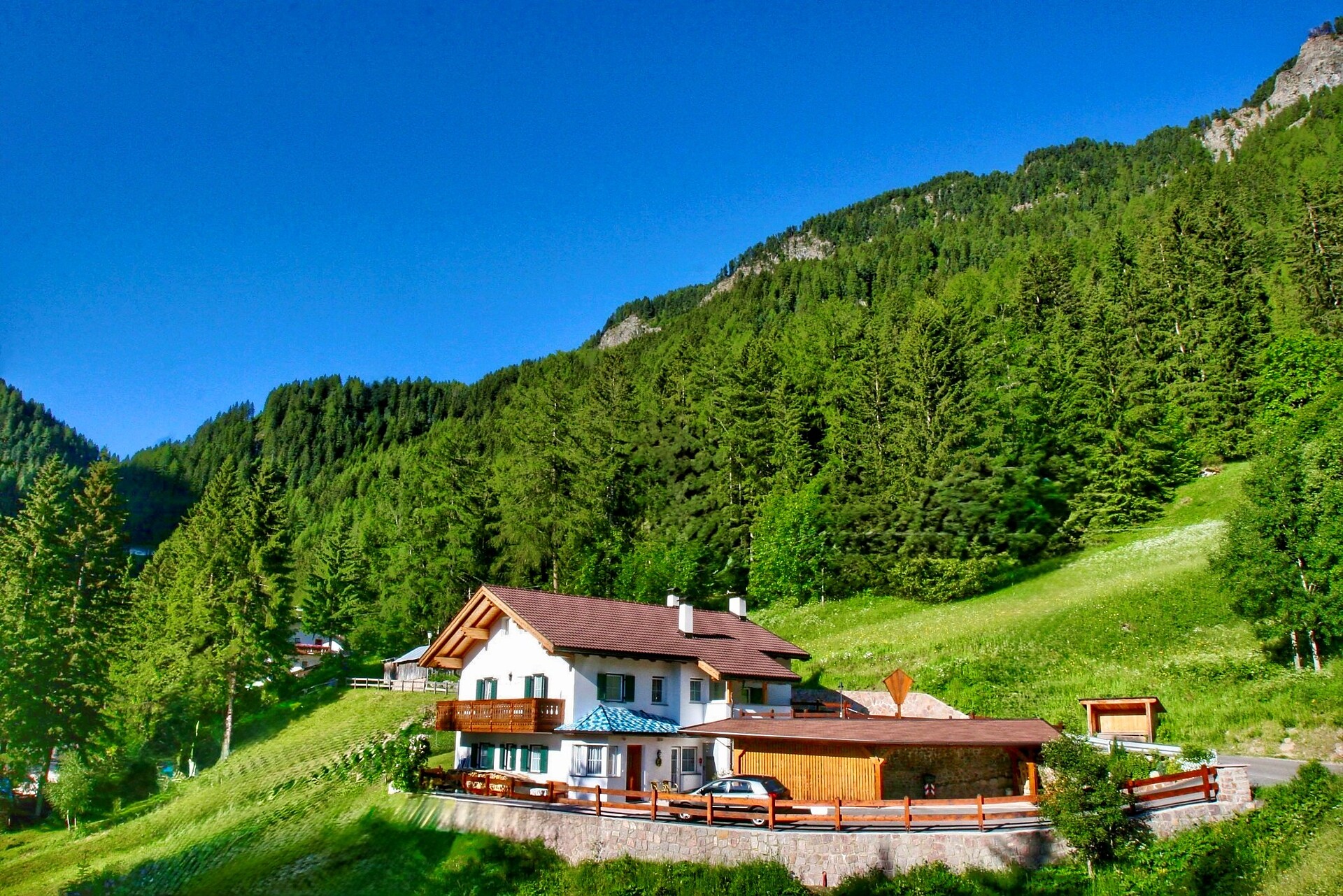 Apartments Cësa Vedla