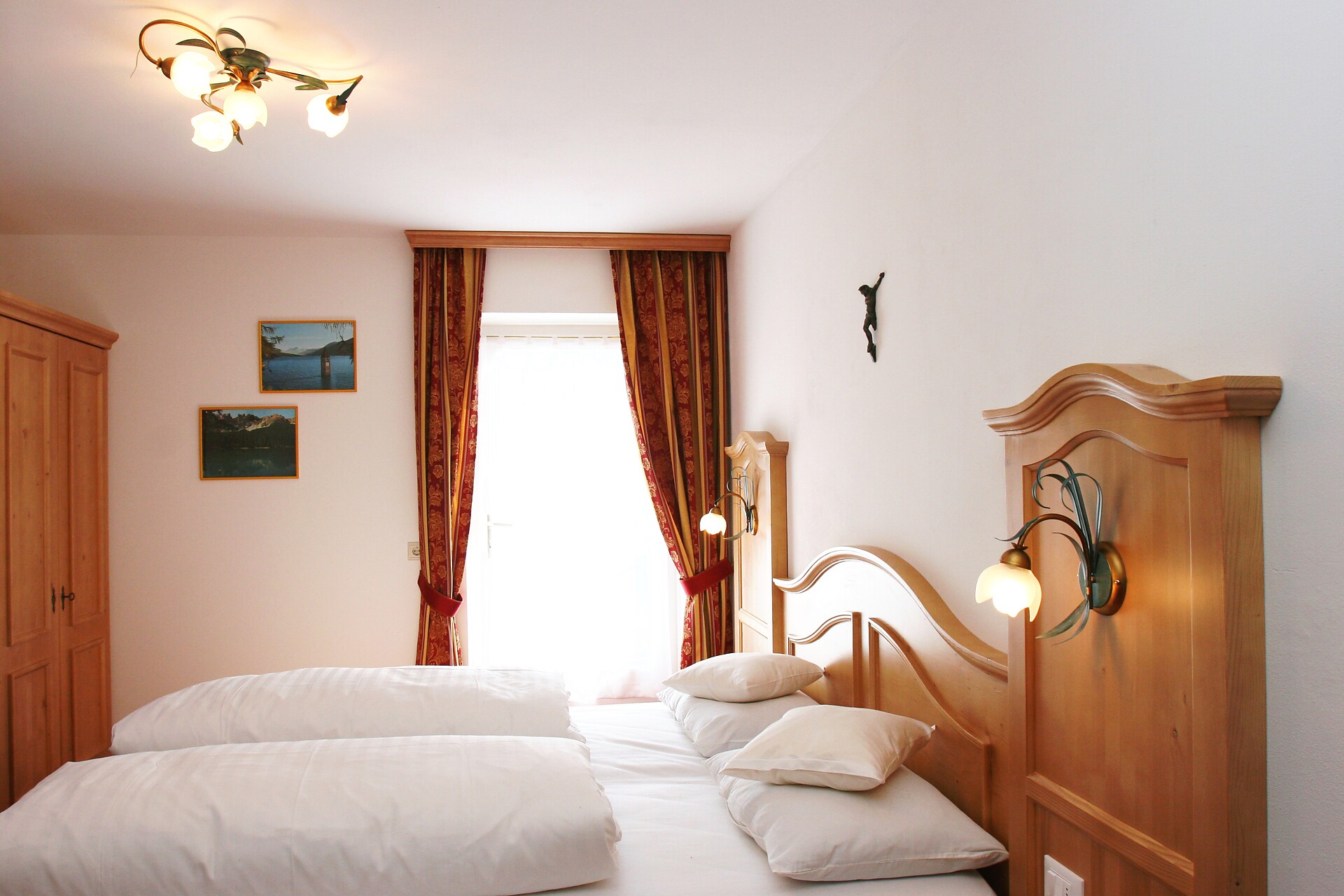 Bed room