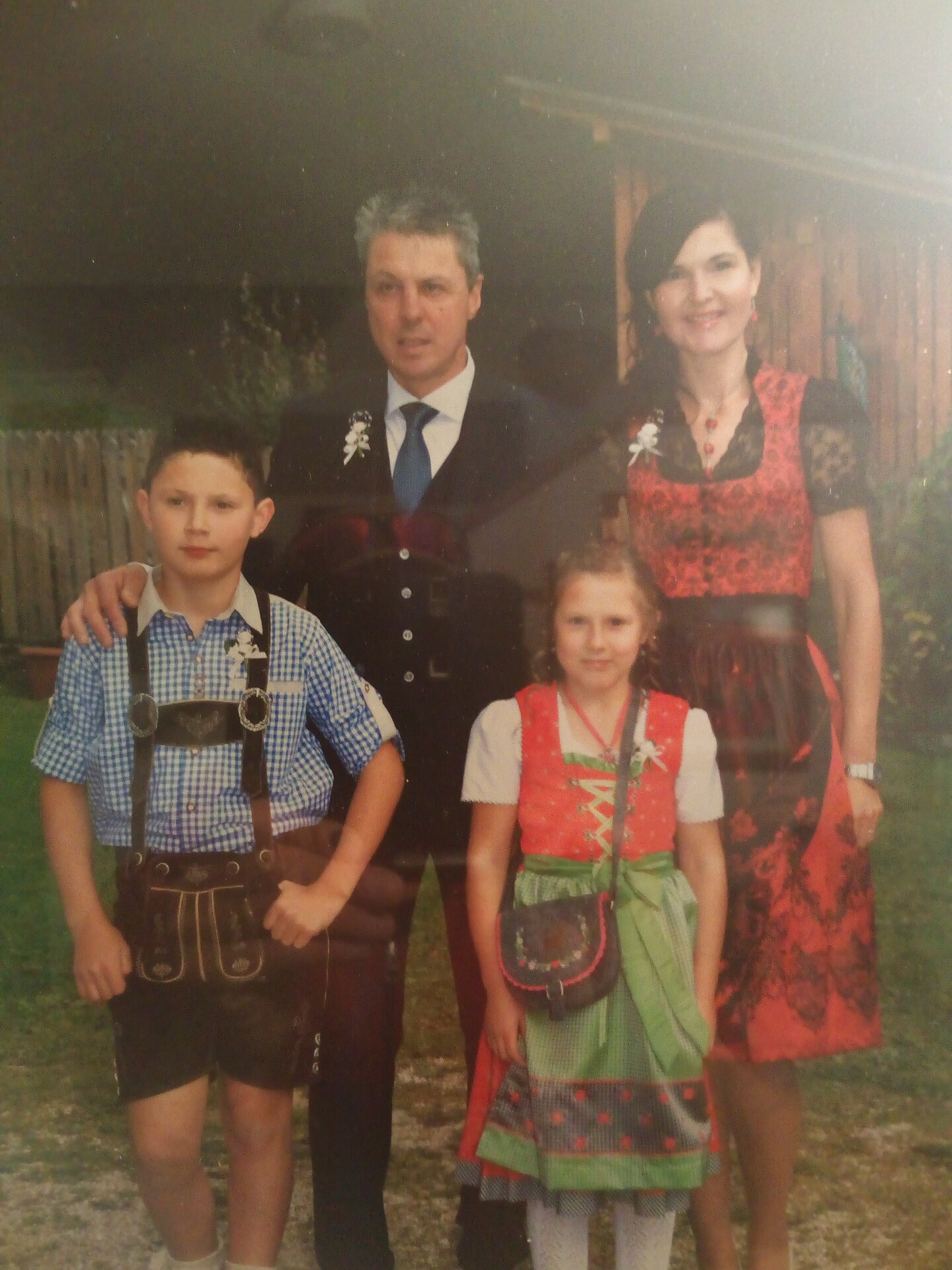 Karl, Lucia, Maicol y Noemi
