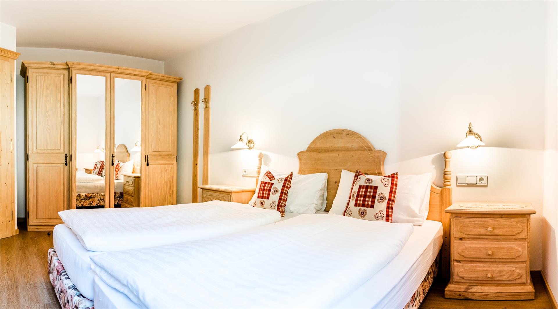 Apartments Cësa Valeria St.Ulrich 5 suedtirol.info