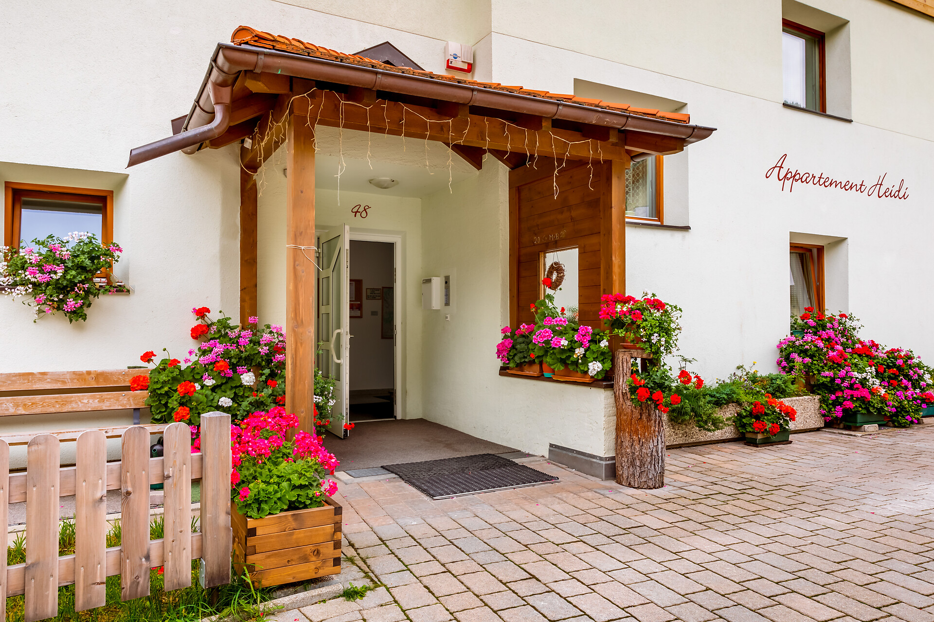 Haus Heidi Eingang