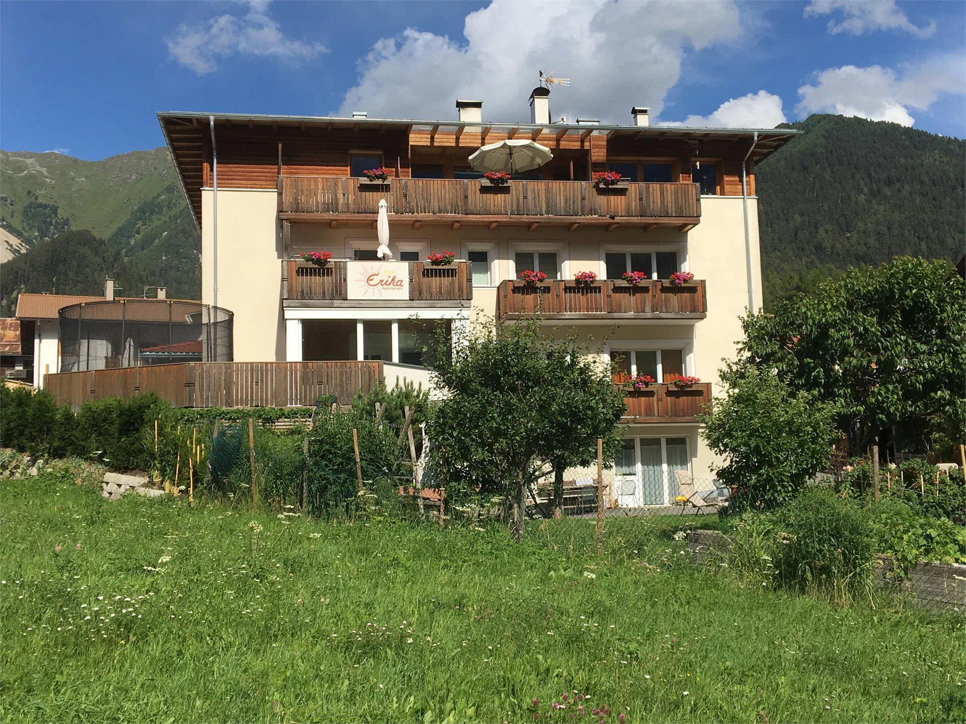 Appartamenti  Erika Curon Venosta 2 suedtirol.info