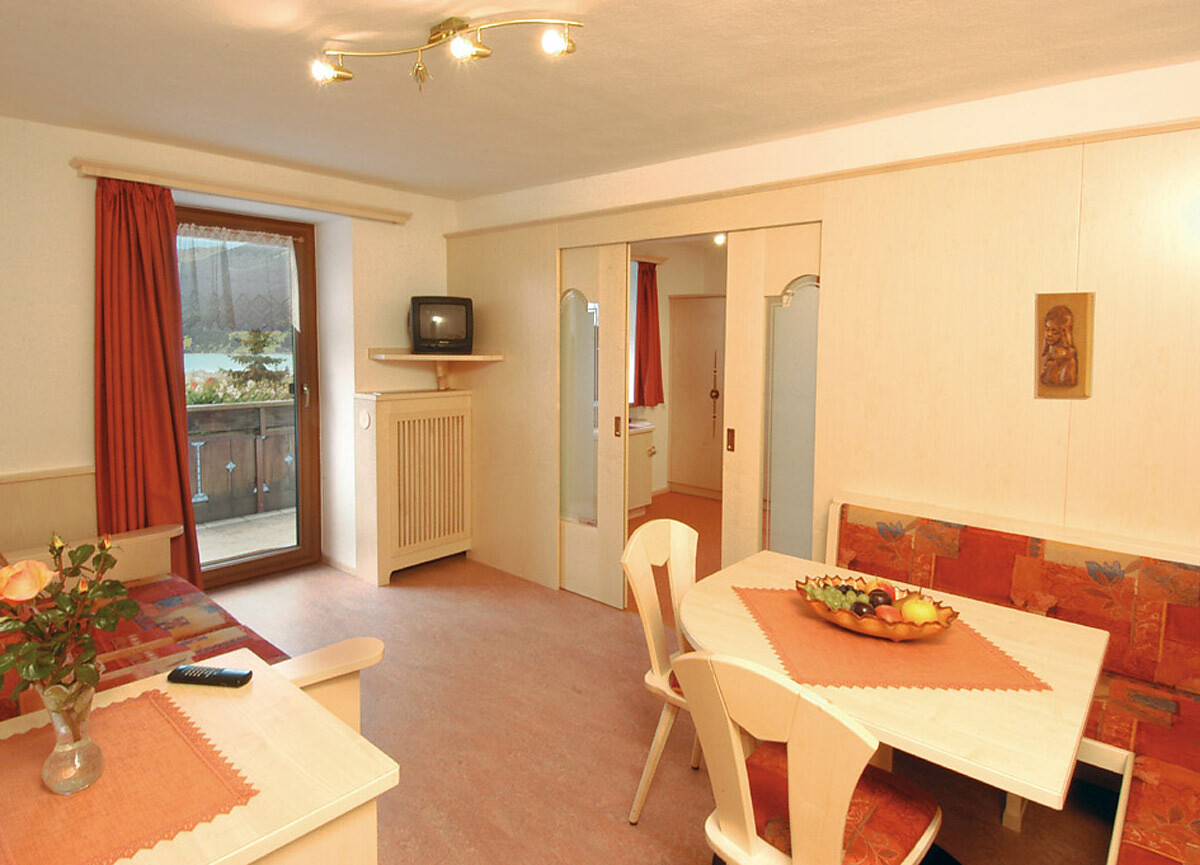 Room1