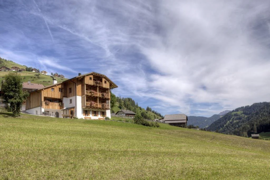 Apartments Ciasa Medalghes - Farm holiday San Martin /San Martino 2 suedtirol.info