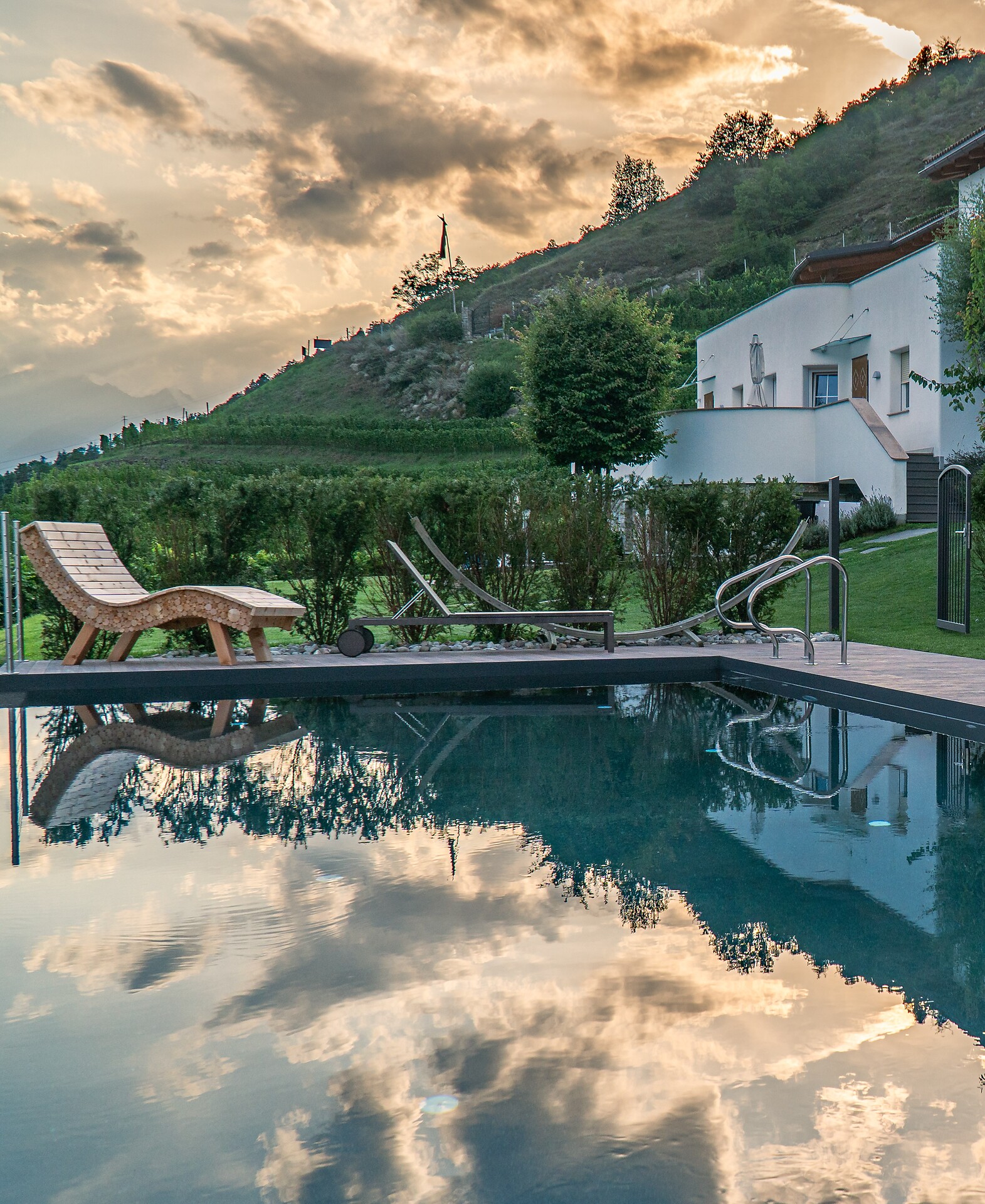 Infinity Pool Oberlahnbach