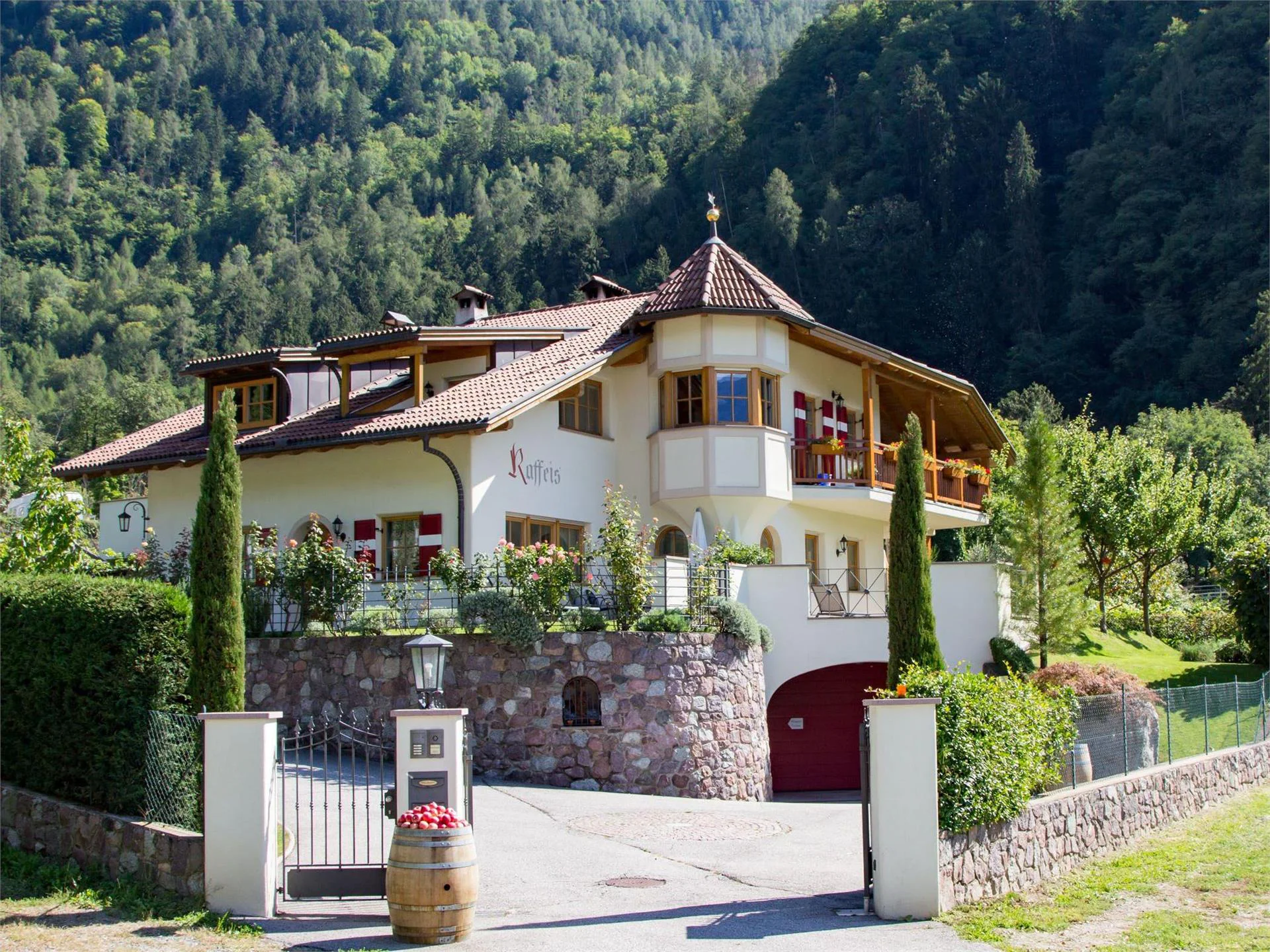 Apartments Raffeis Meran/Merano 1 suedtirol.info