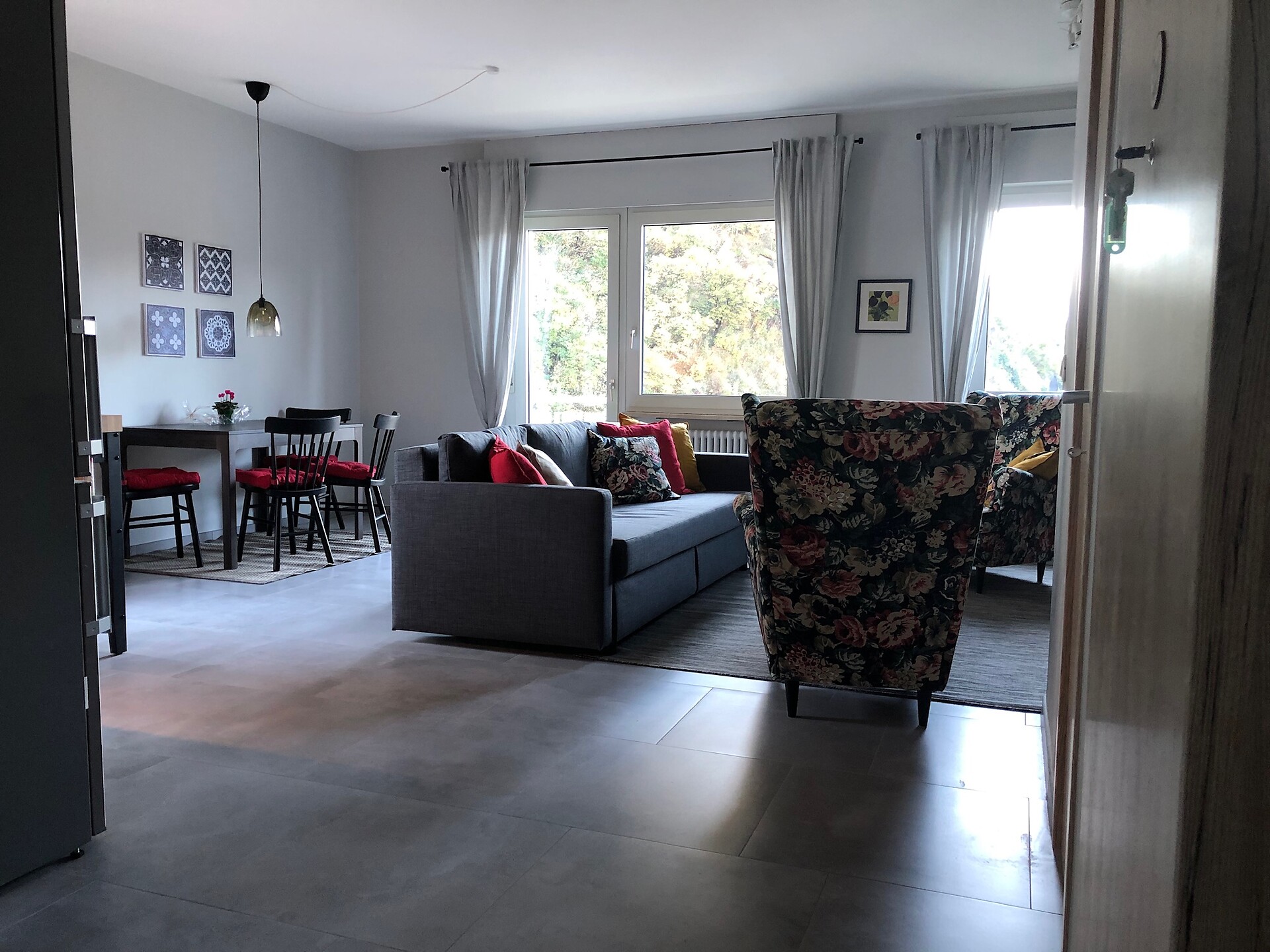 ANNETTES APARTMENT
