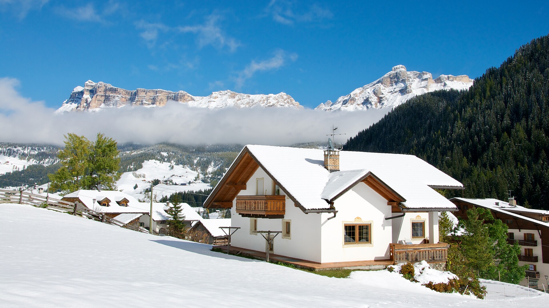 apartments Fisti Dolomiti Superski La Villa Corvara Alta Badia Sellaronda Dolomiti Italy