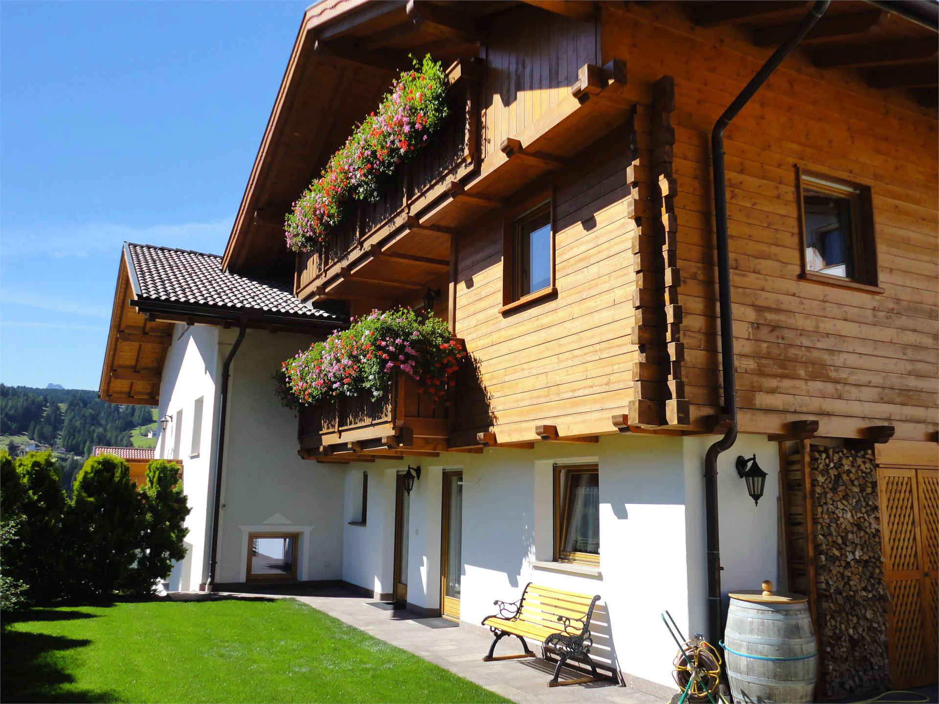 Apartments L'Antina S.Crestina Gherdëina/Santa Cristina Val Gardana 2 suedtirol.info