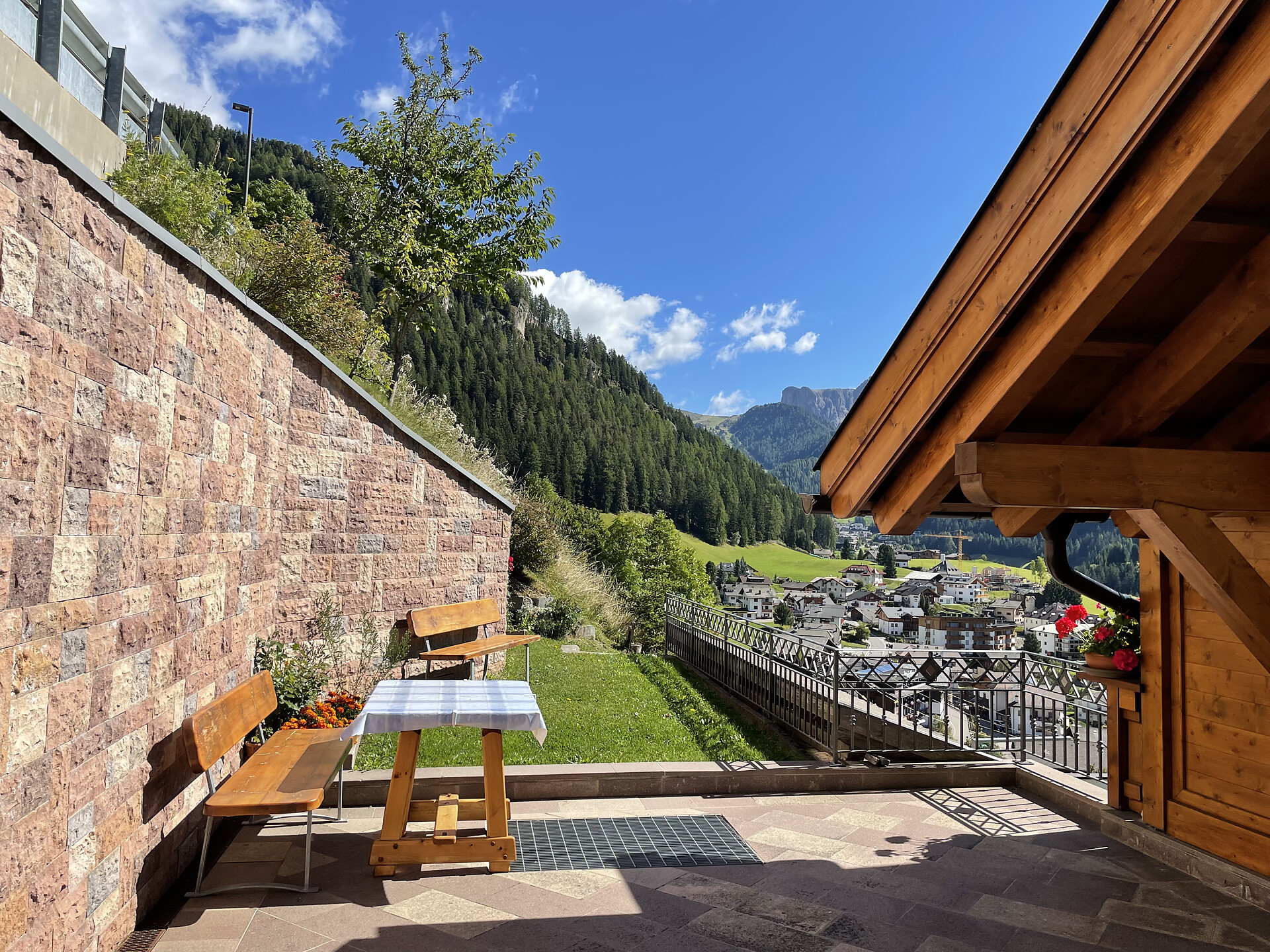 Apartment Seurainaz mit Garten (Sommer)