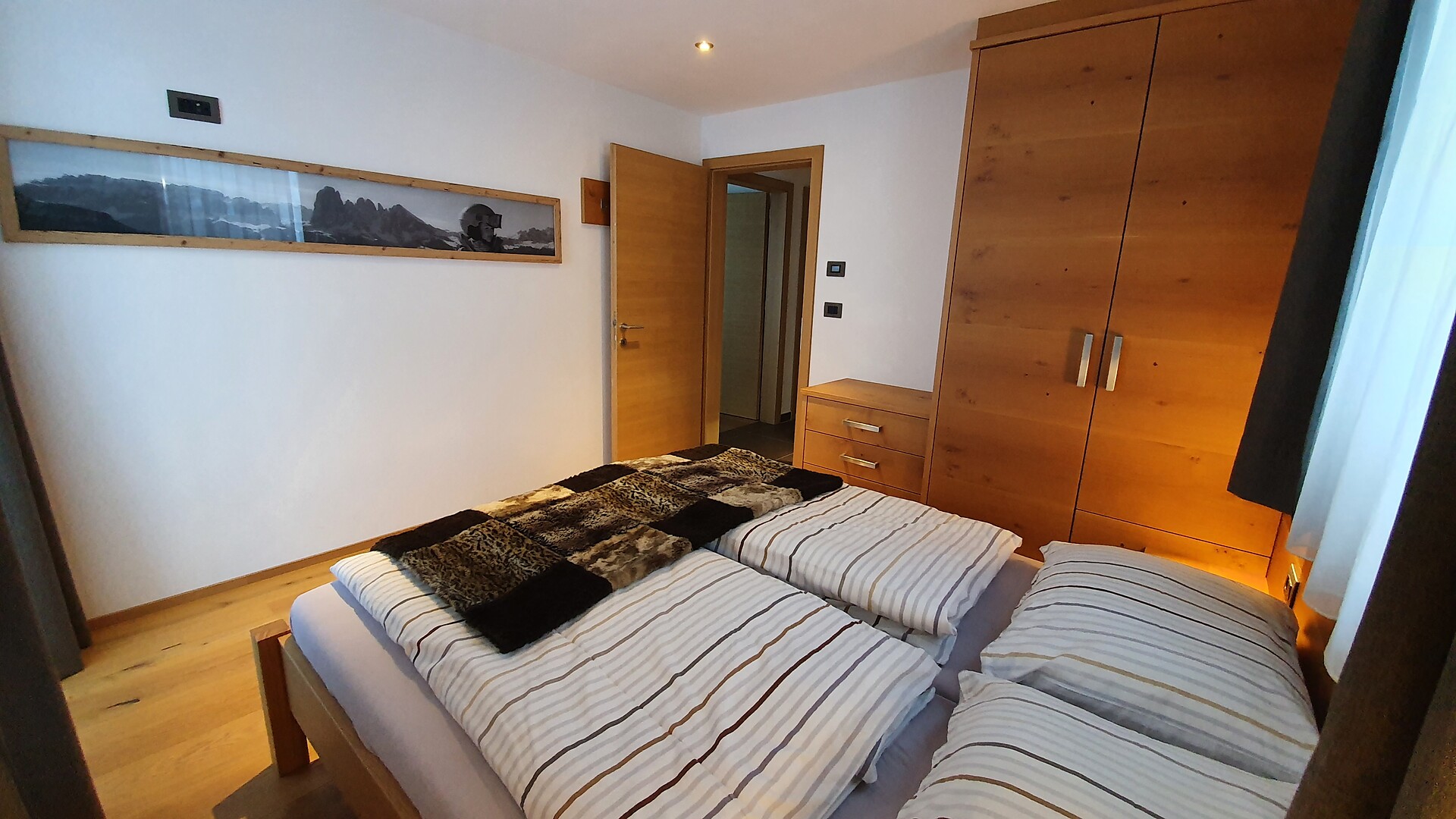Schlafzimmer 2