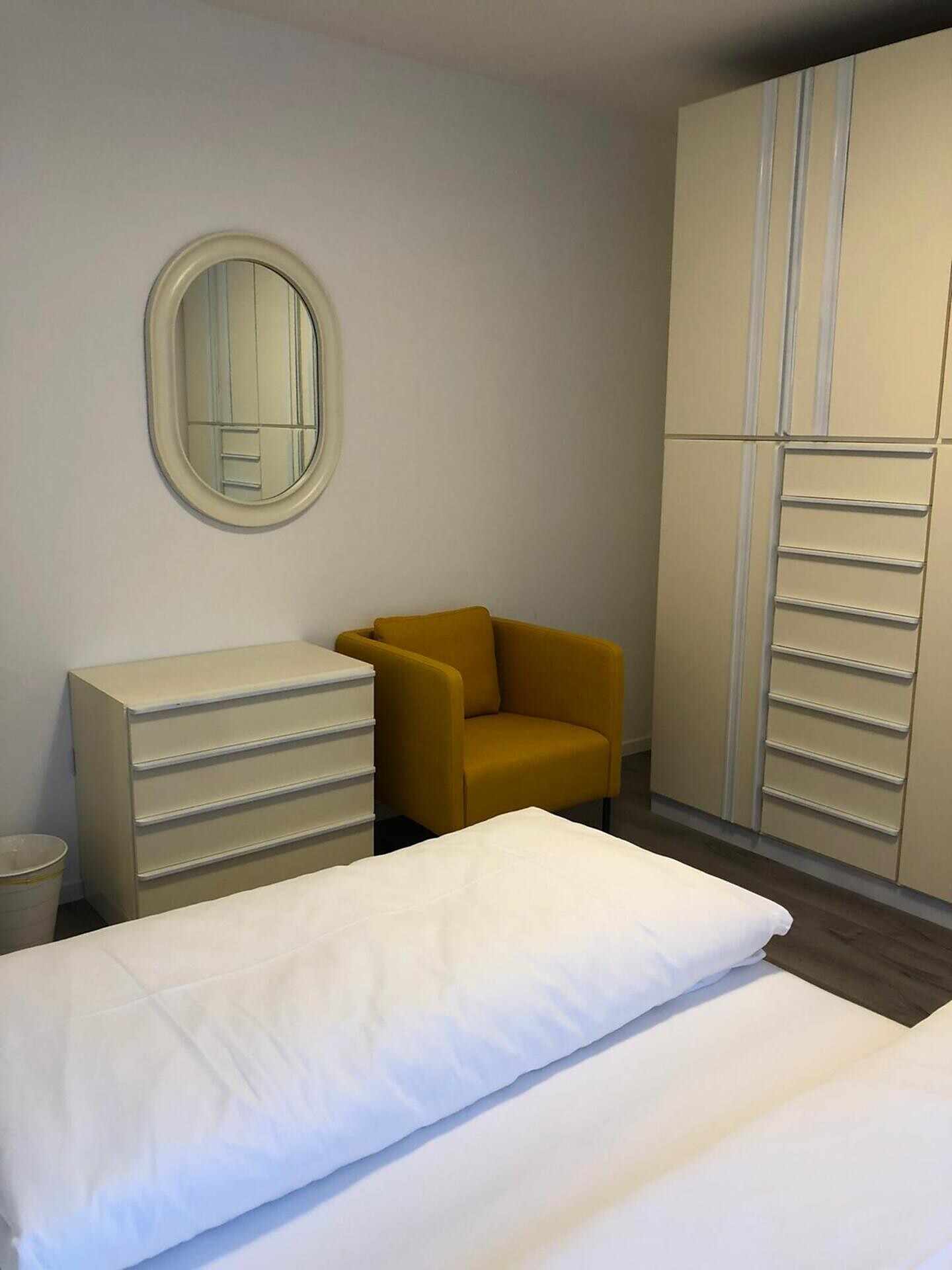 Apartment Yellow