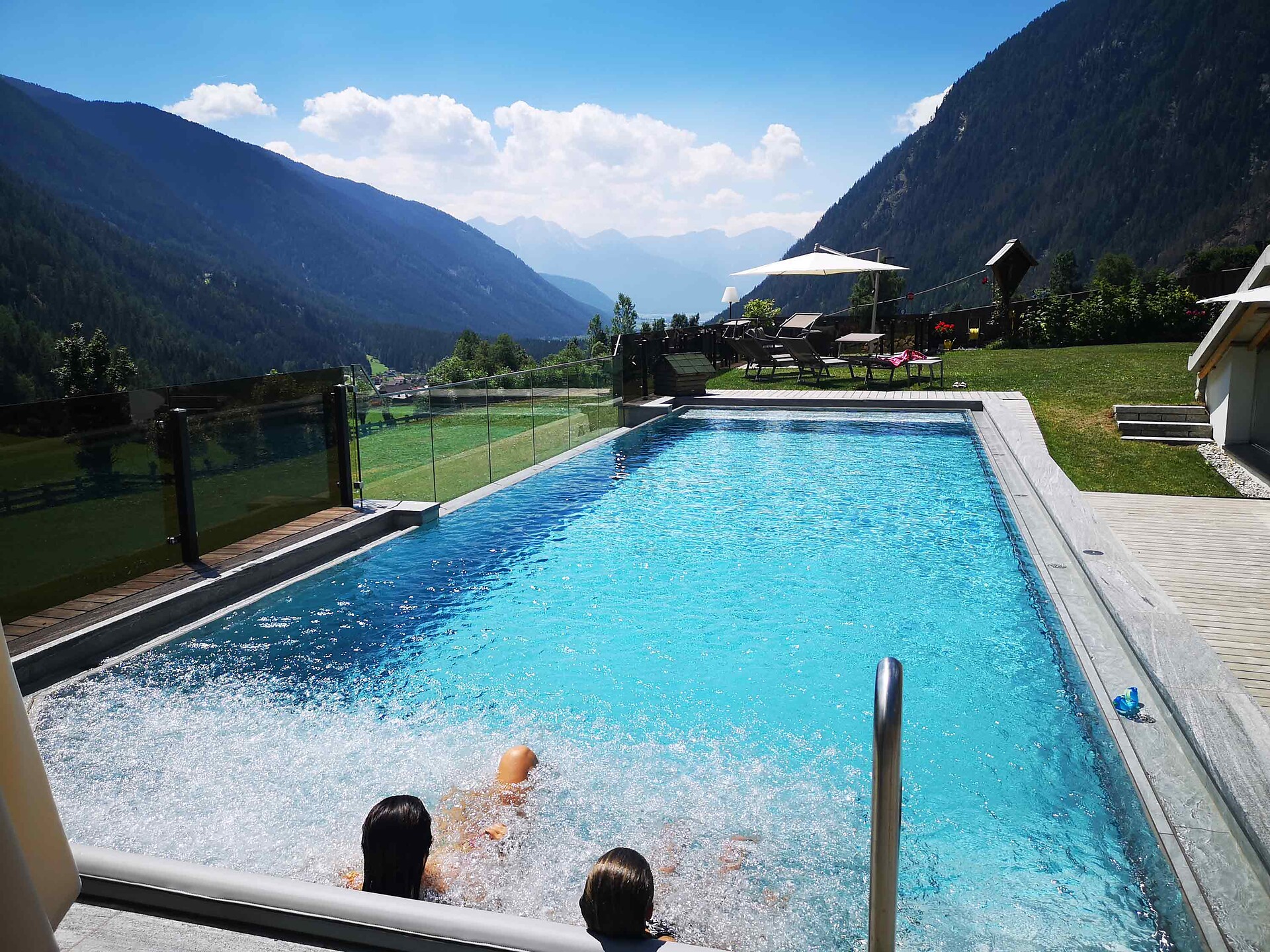pool