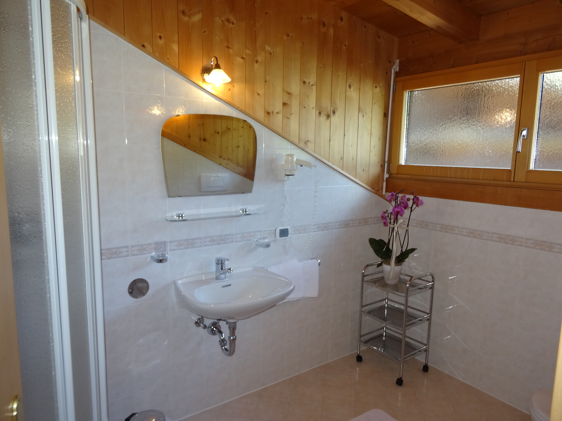 Apartments 2: Badezimmer
