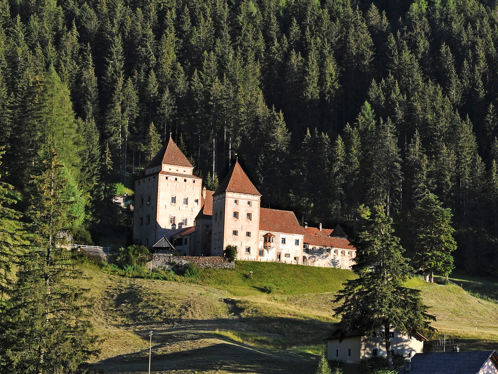 Castel Gardena