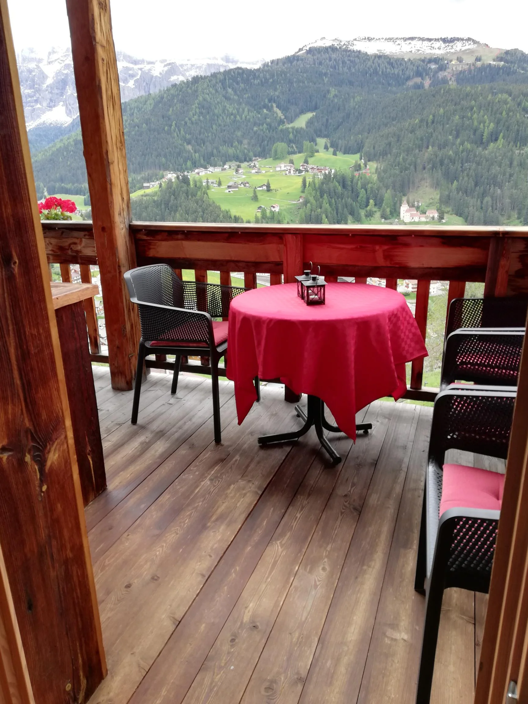Apartments Antermejes S.Crestina Gherdëina/Santa Cristina Val Gardana 15 suedtirol.info