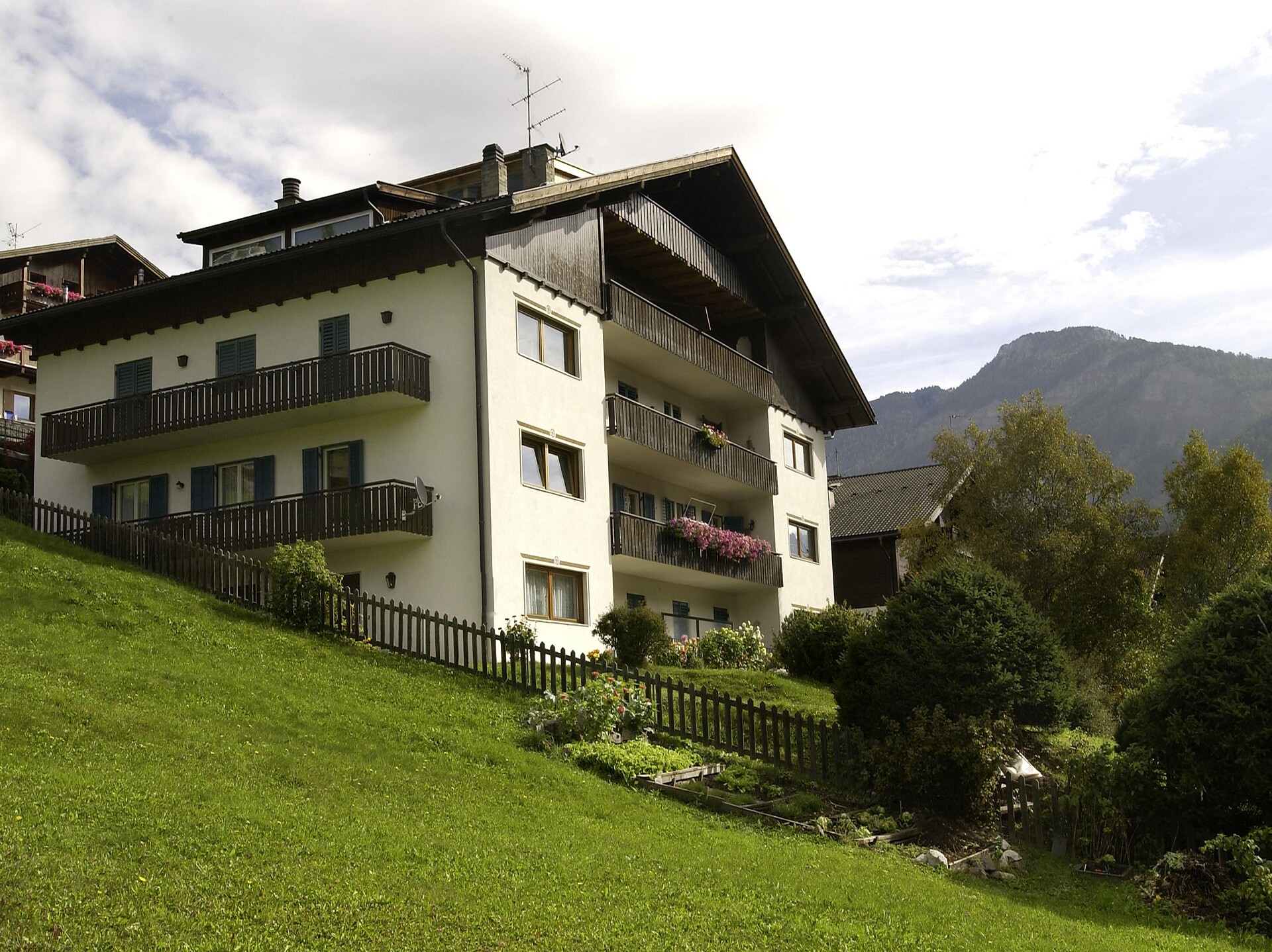 Apartments Arnica