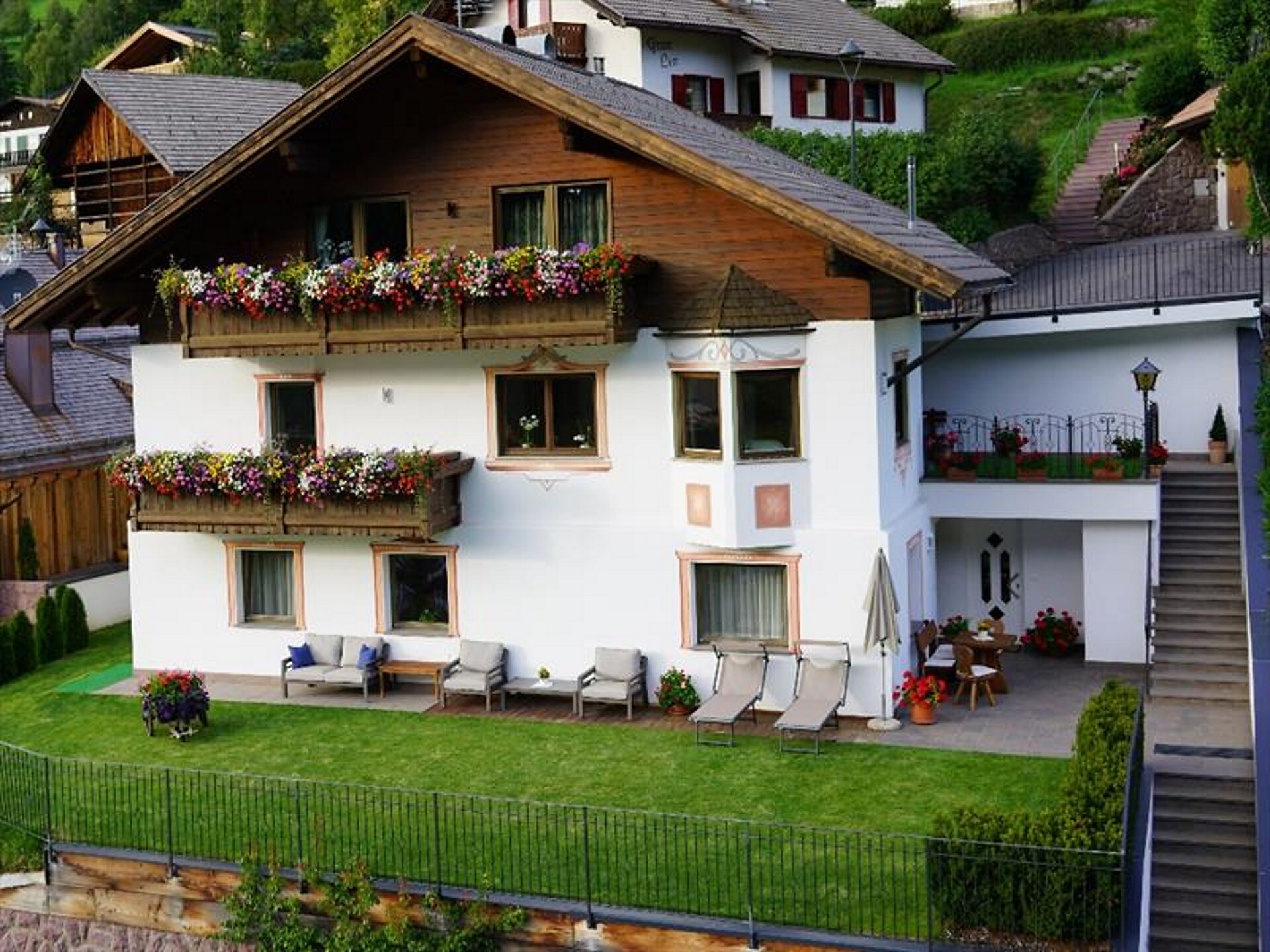 Apartments Aurona