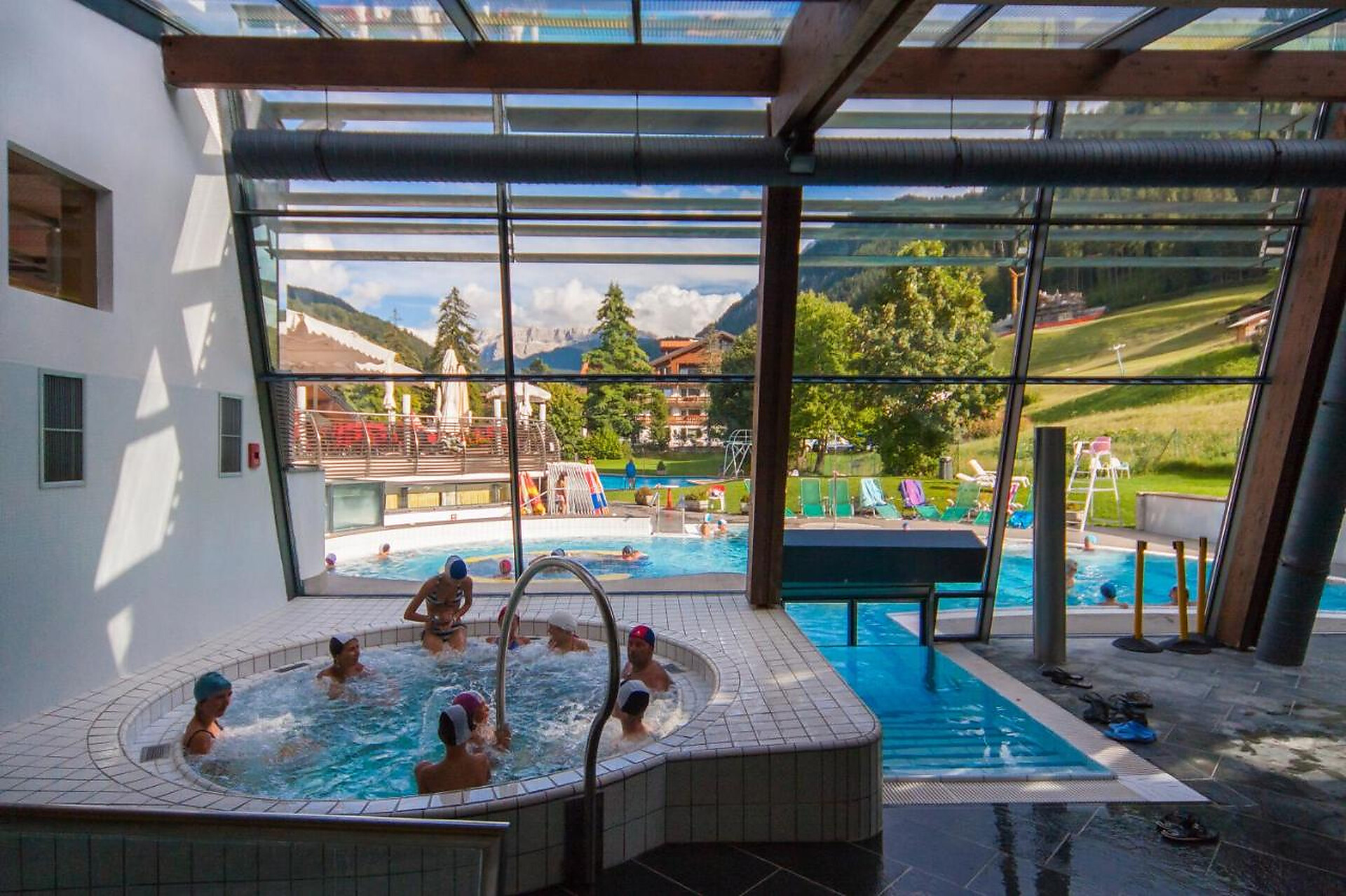 Piscina pubblica "Mar Dolomit"