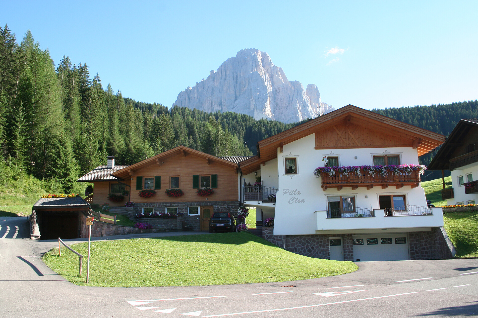 GALLERY CHALET