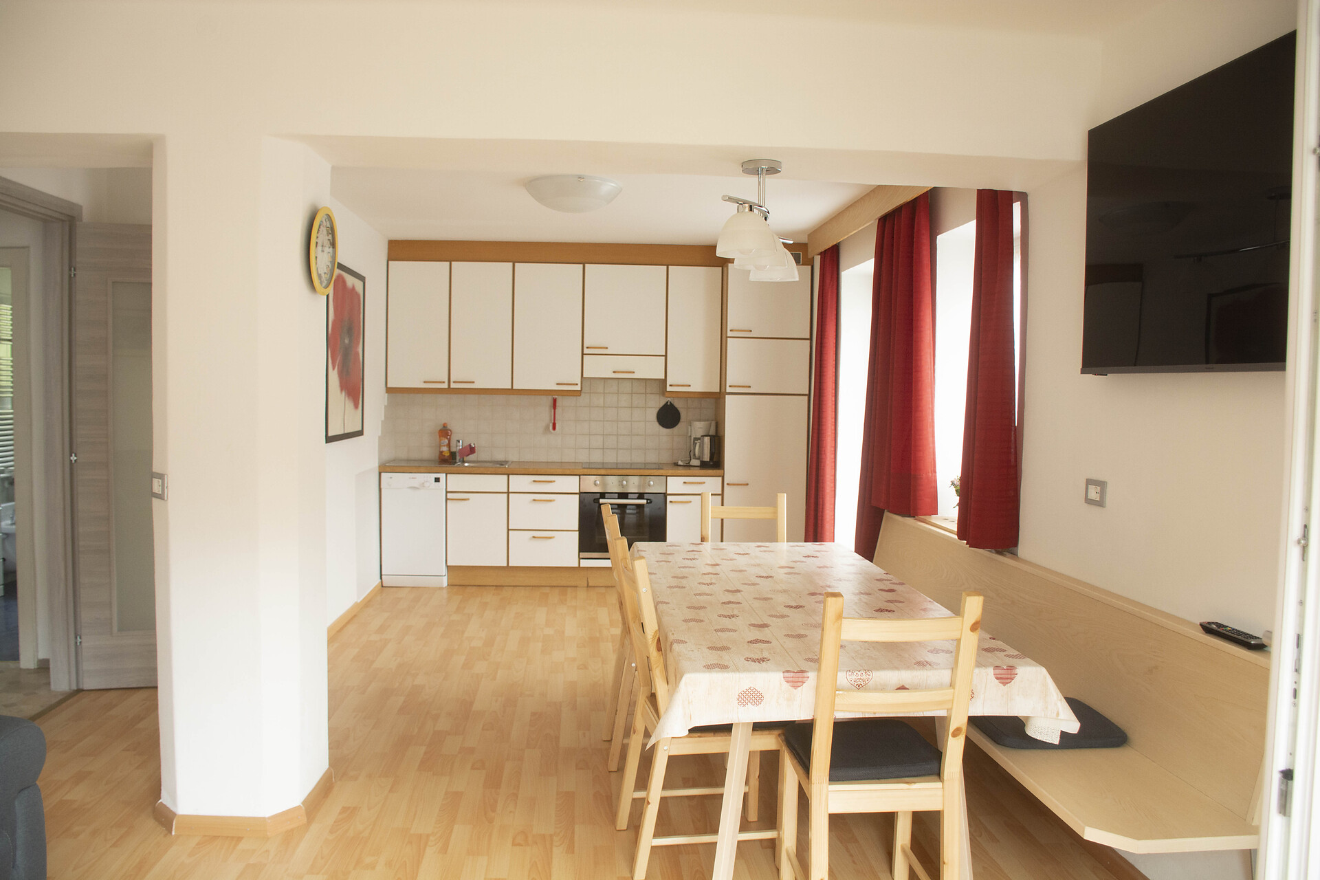 Wohnküche in Ferienwohnung Sasslonch