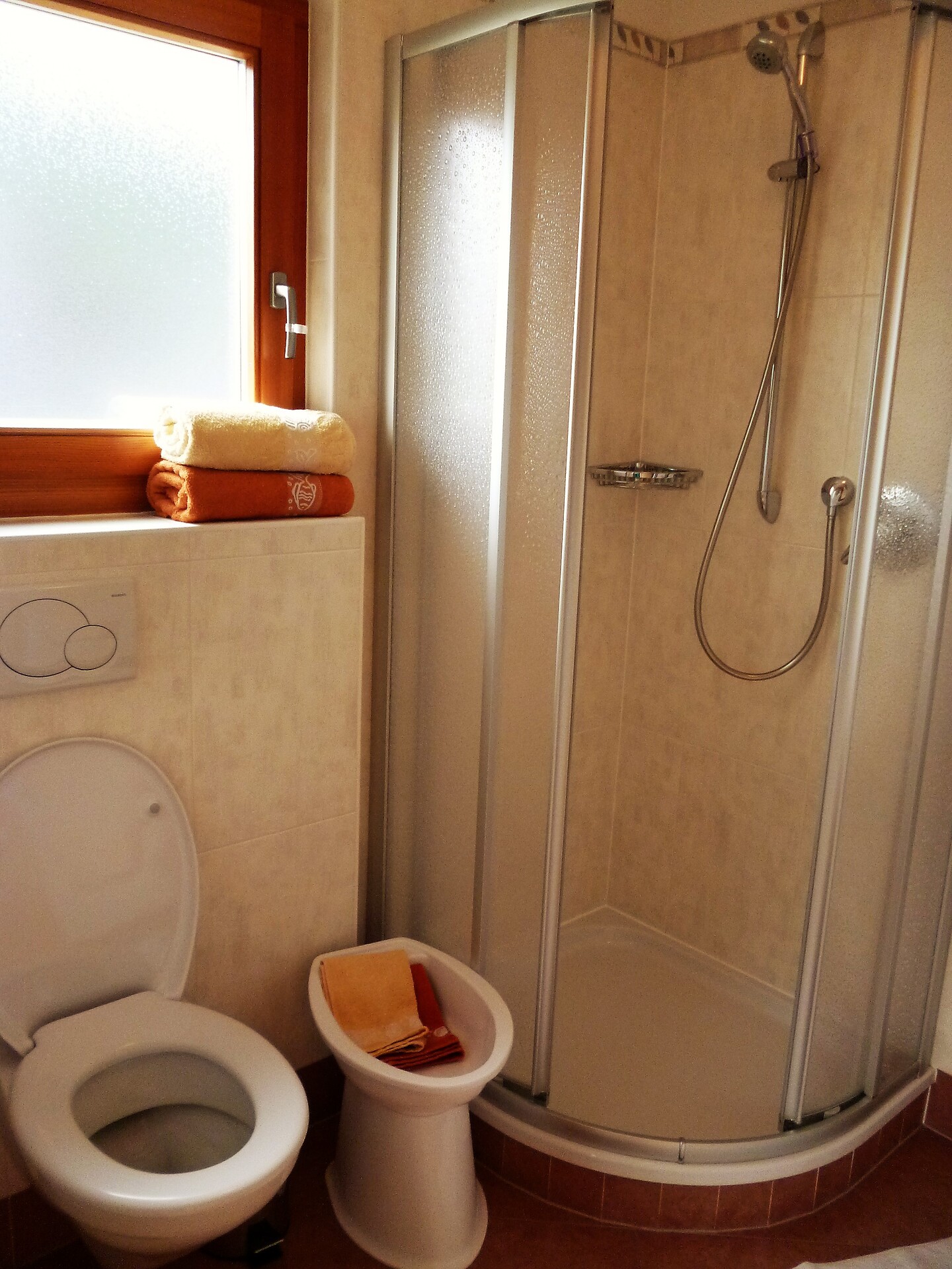 Bad nr.2 mit Dusche