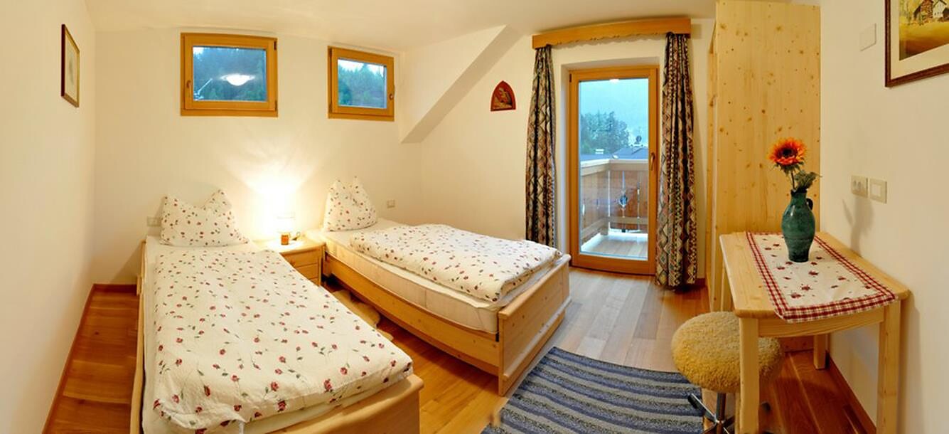Kinderzimmer / 2. Schlafzimmer