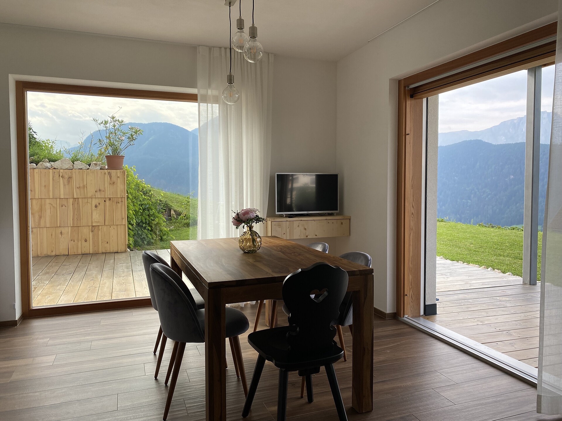 Alpine Chalet Aurora Dolomites