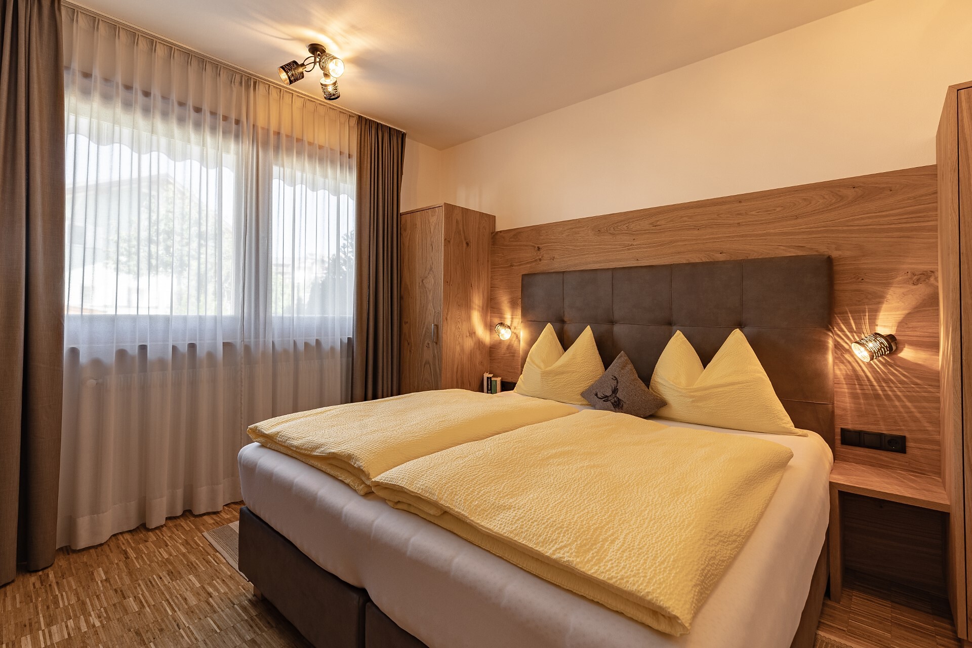 Apartment Ruiel C Bed