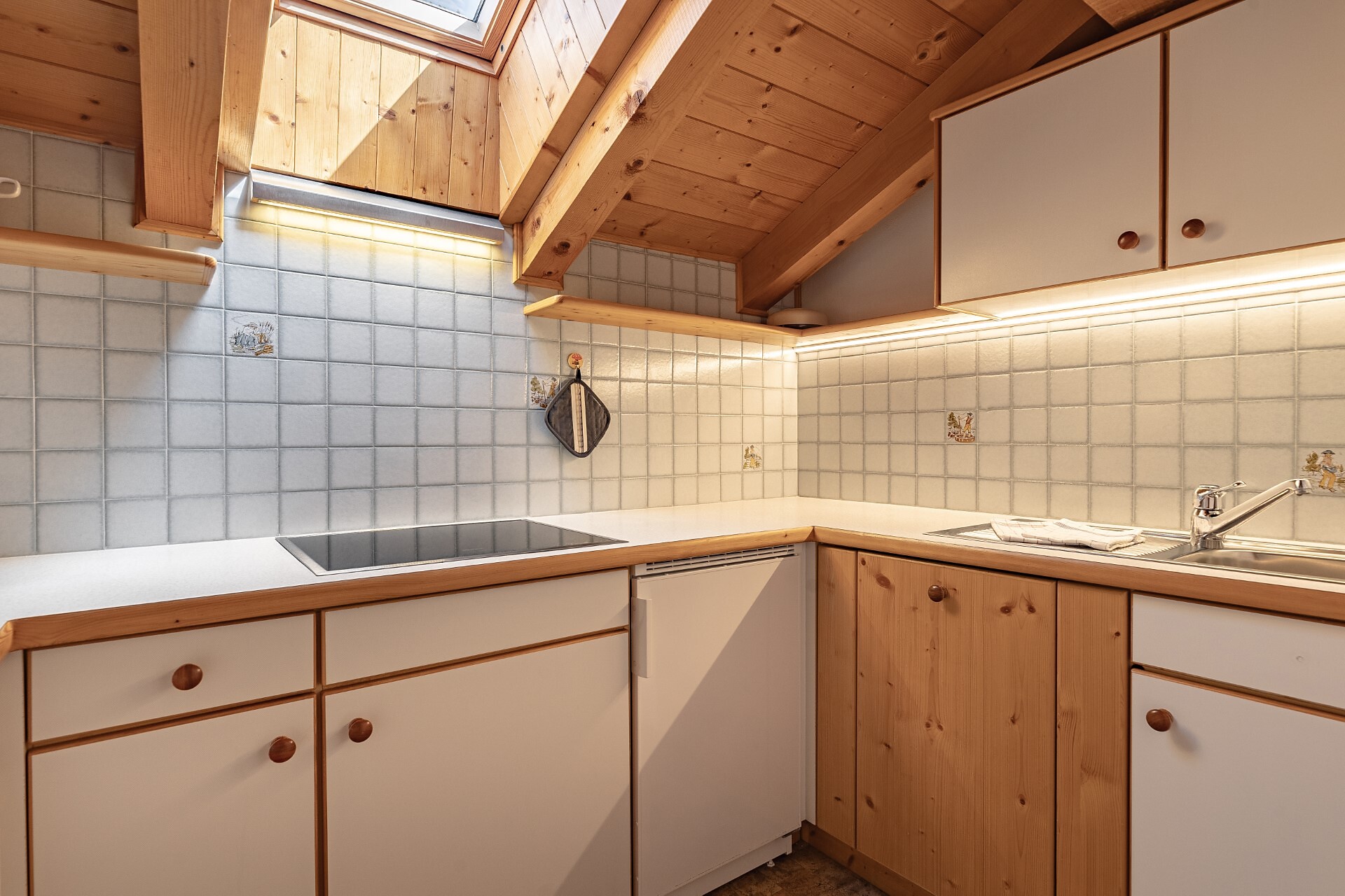 Apartment Ruiel A Kitchen