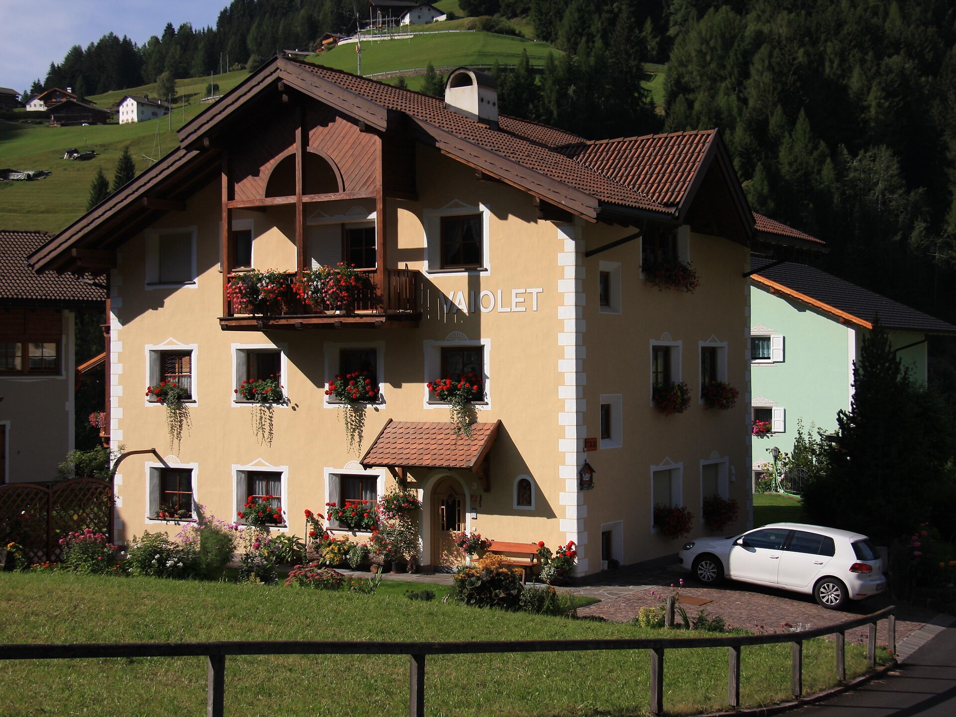 Apartments Vaiolet