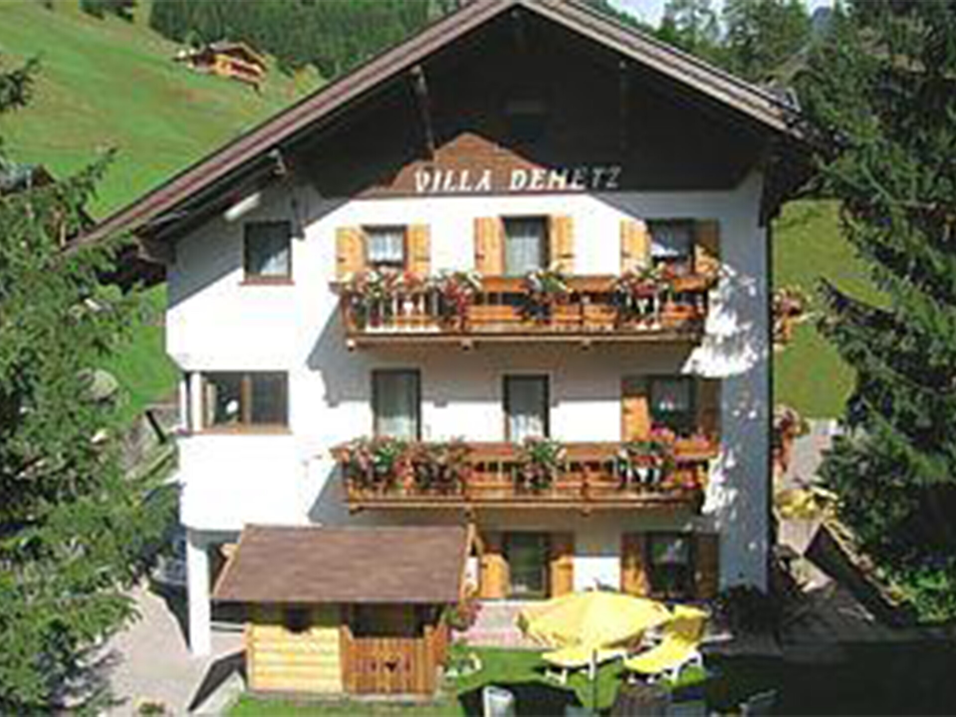 Apartments Villa Demetz