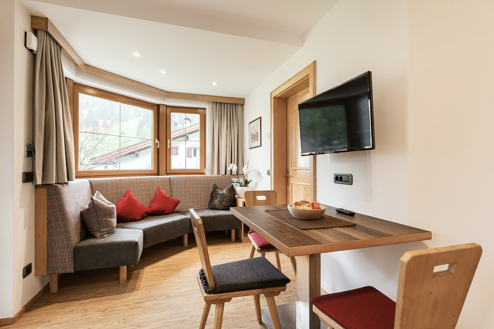 Apartments Burvel Wolkenstein 17 suedtirol.info