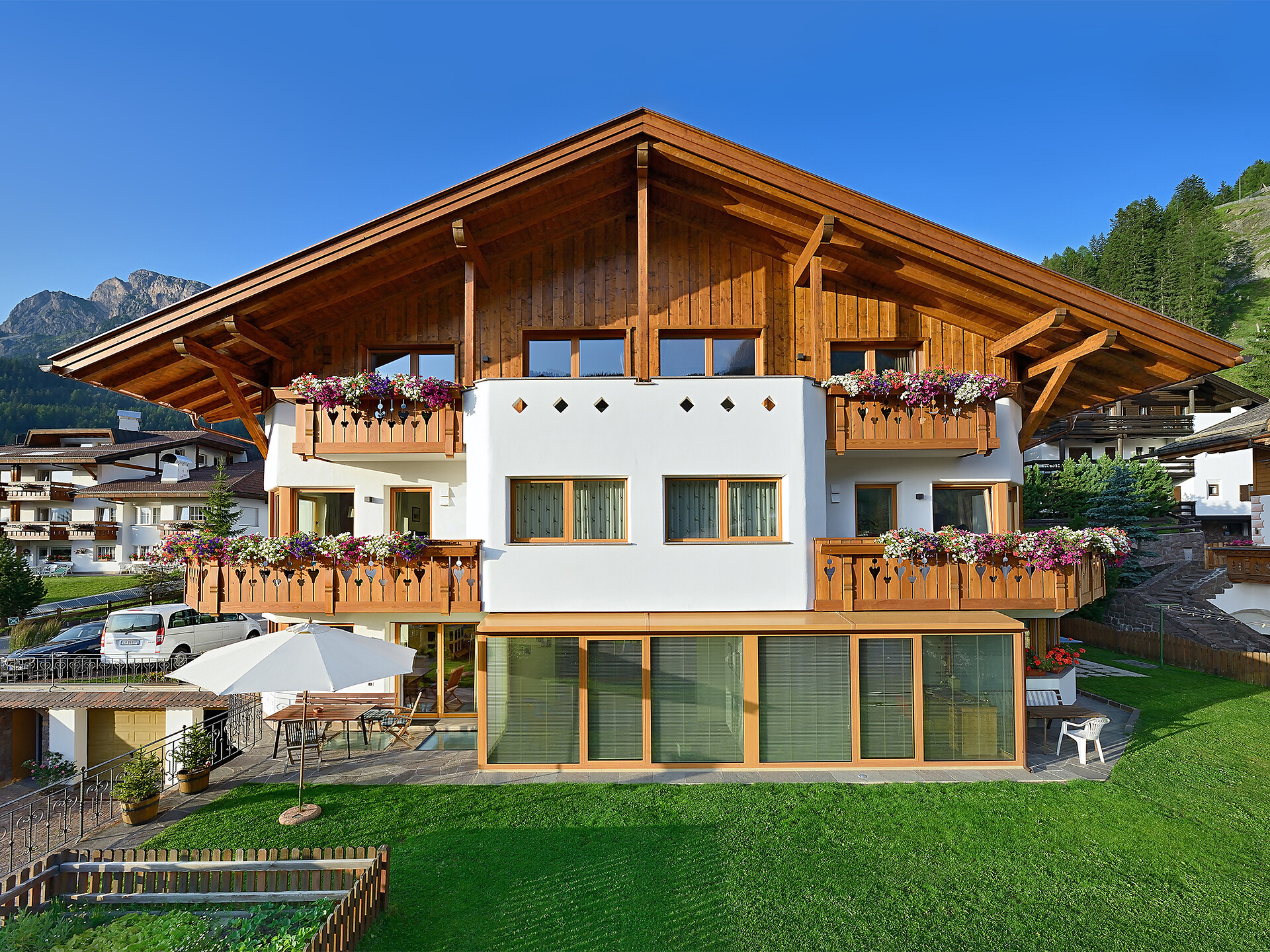 Apartments Burvel