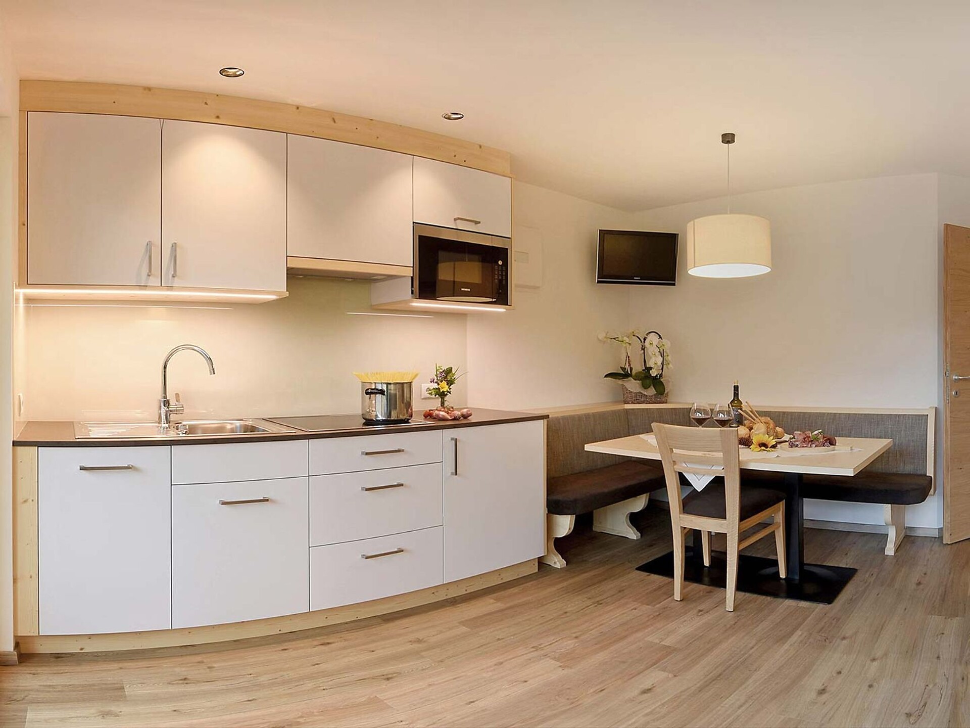 Apartments Chalet Paian - Dolomites Region Val Gardena - #16 - suedtirol.info