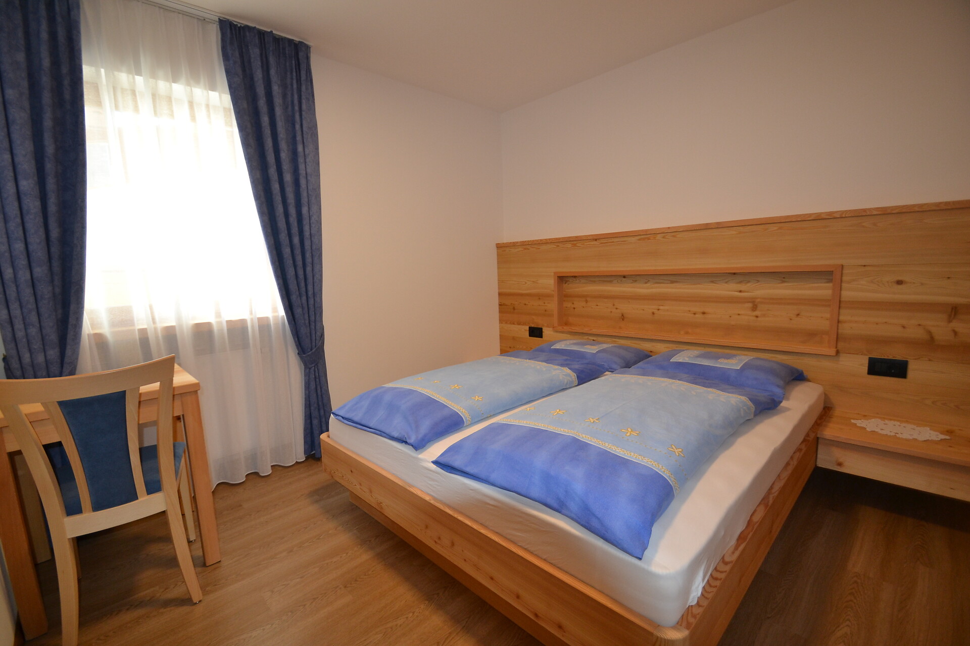 Schlafzimmer A