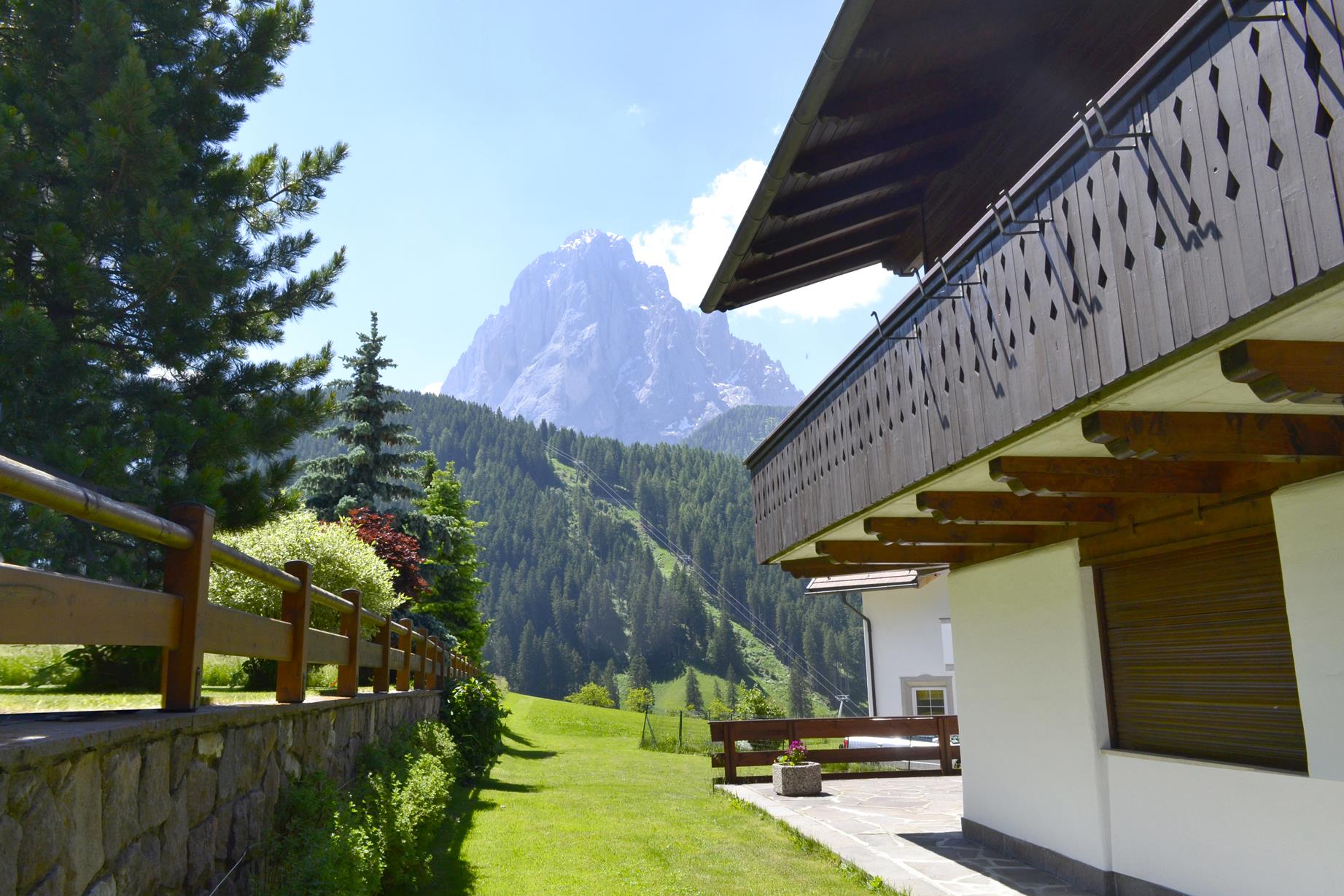 Apartments Perathoner Adolf Wolkenstein 8 suedtirol.info
