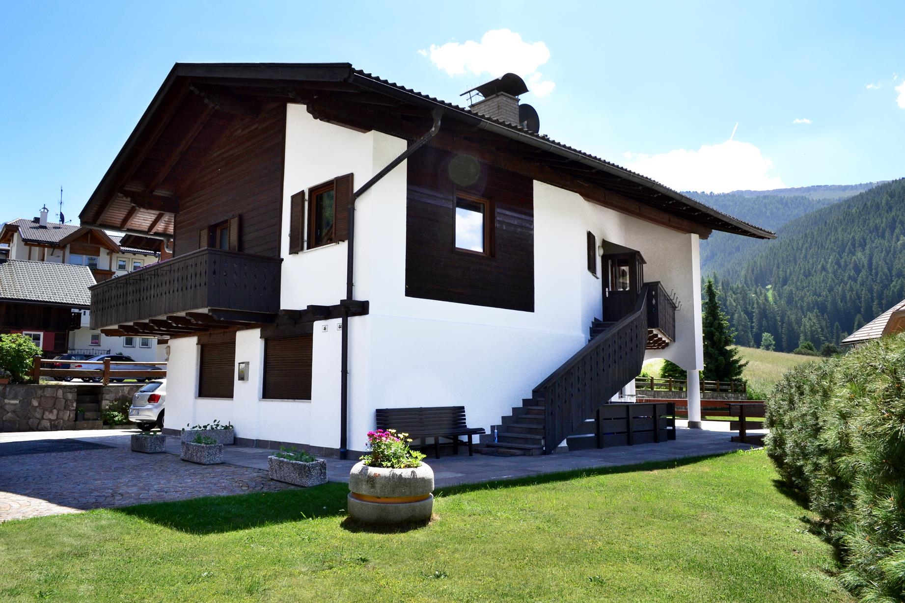 Apartments Perathoner Adolf Wolkenstein 2 suedtirol.info