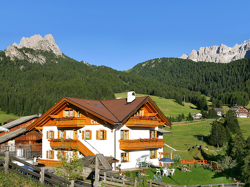 Apartments Col