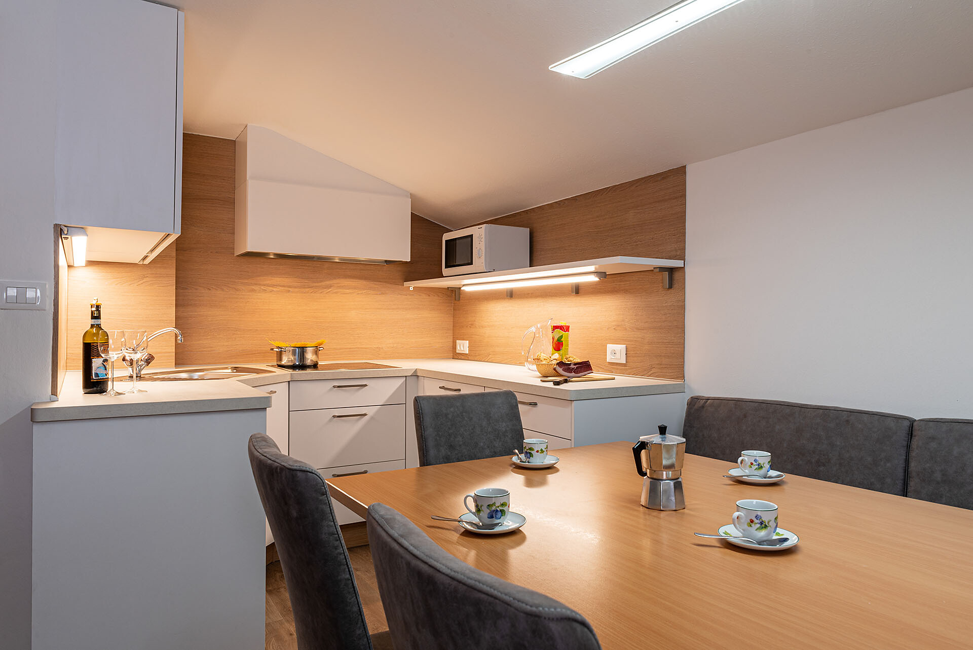 cucina dell'appartamento per 3/6 persone
