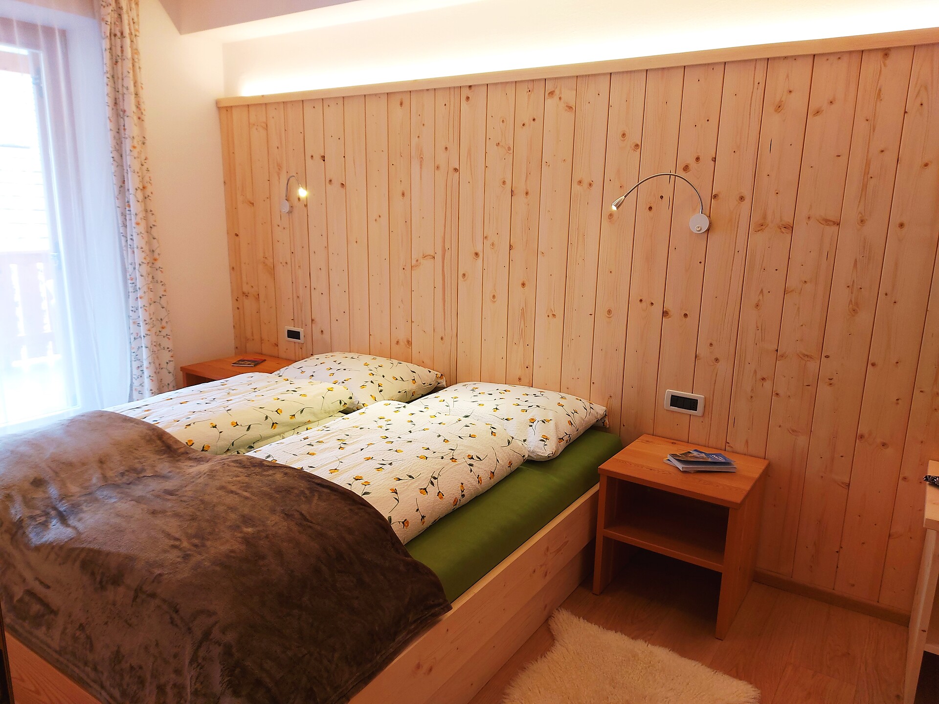 Camera da letto appartamento Senes